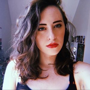 Meet your Posher, Kelly